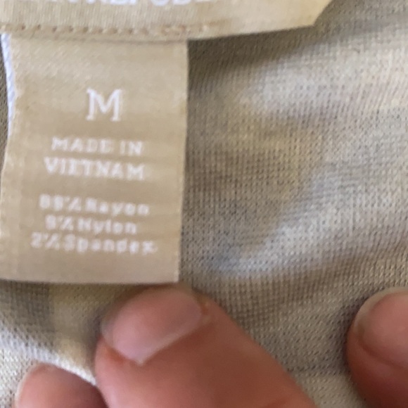 Brand New Banana Republic top - Picture 4 of 5